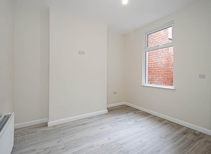 11 Rochester Street, Ravenhill, Belfast, BT6 8EU