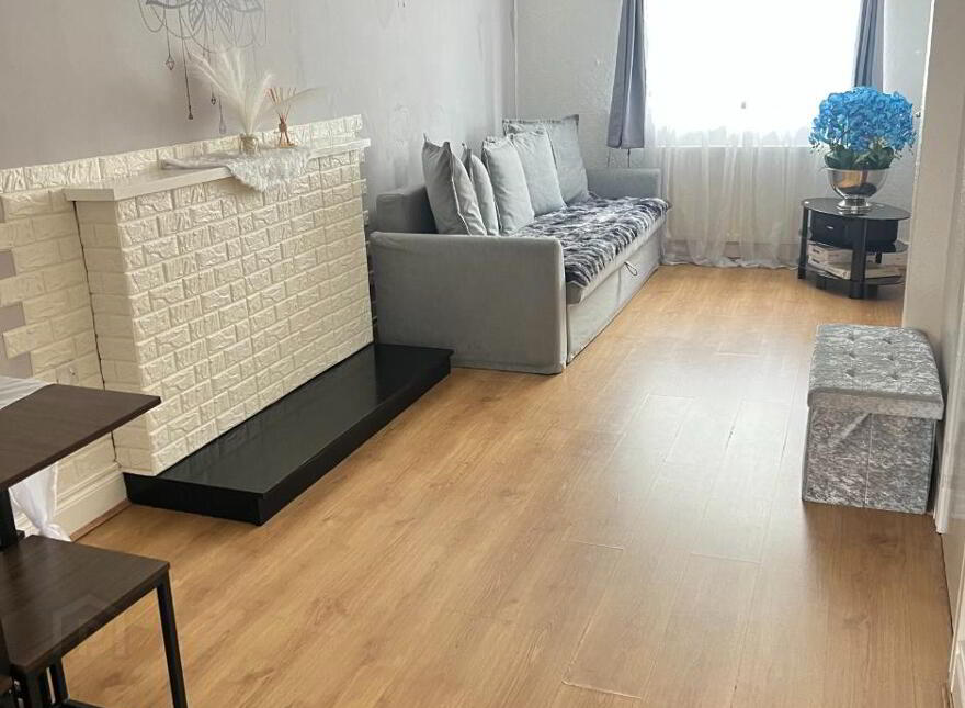 15 Peter's Place, Newry, BT35 8EE