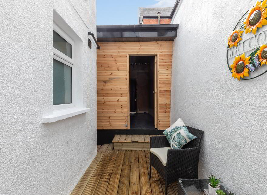 47 Castlereagh Street, Belfast, BT5 4NF