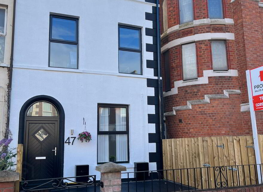 47 Castlereagh Street, Belfast, BT5 4NF photo