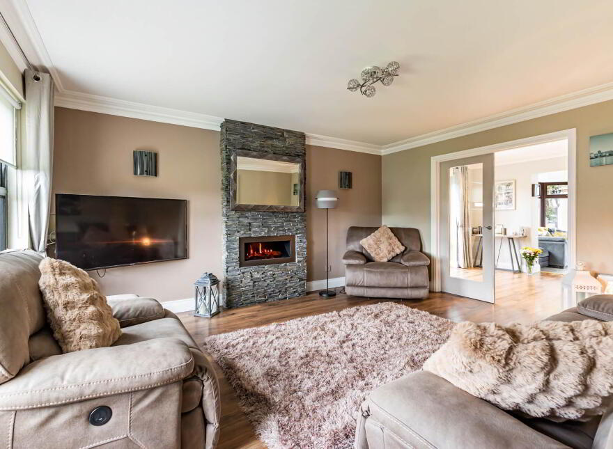 4 Church Glen, Lisburn, BT28 3FP