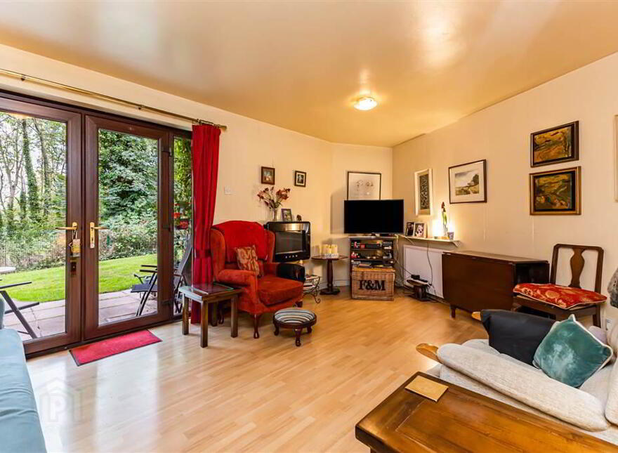 7b, Stranmillis Court, Stranmillis, Knightsbridge, Belfast, BT9 5EU