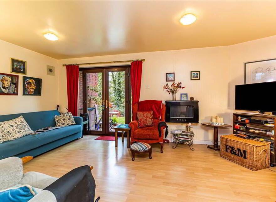 7b, Stranmillis Court, Stranmillis, Knightsbridge, Belfast, BT9 5EU