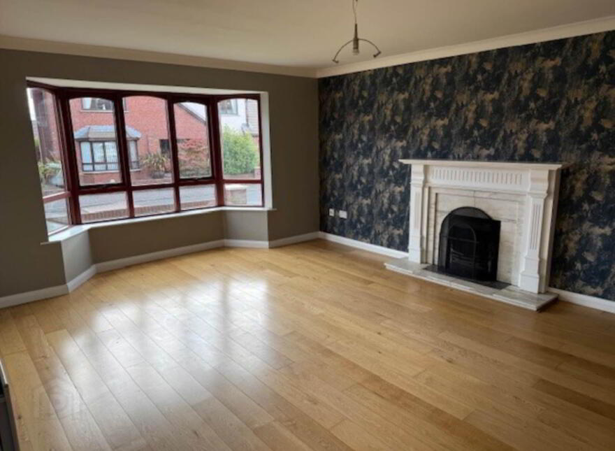 14 Greenwood Park, Carrickfergus, BT38 7UW