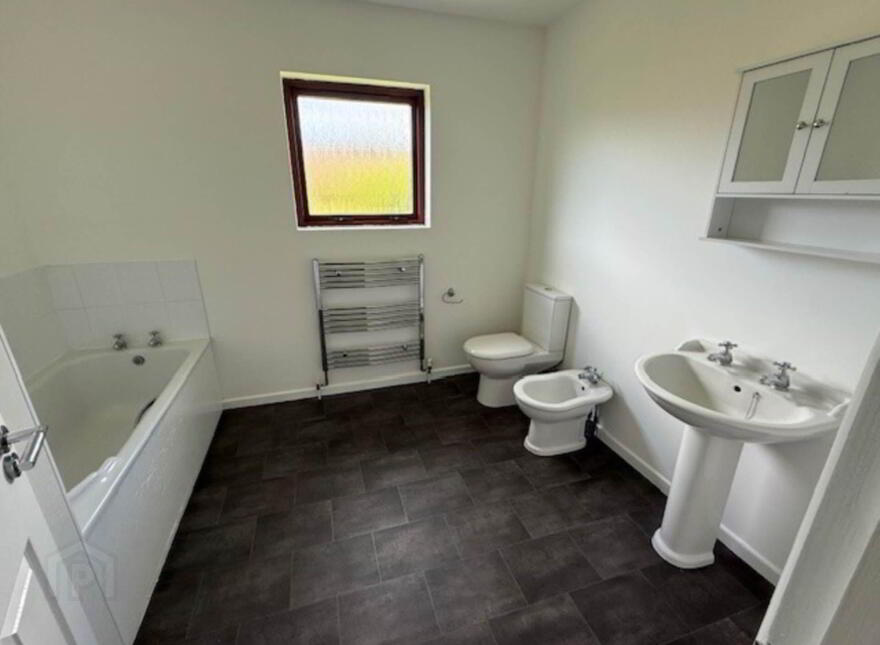 14 Greenwood Park, Carrickfergus, BT38 7UW