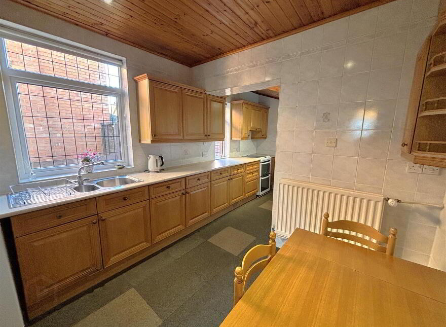 15 Sunningdale Park, Belfast, BT14 6RU