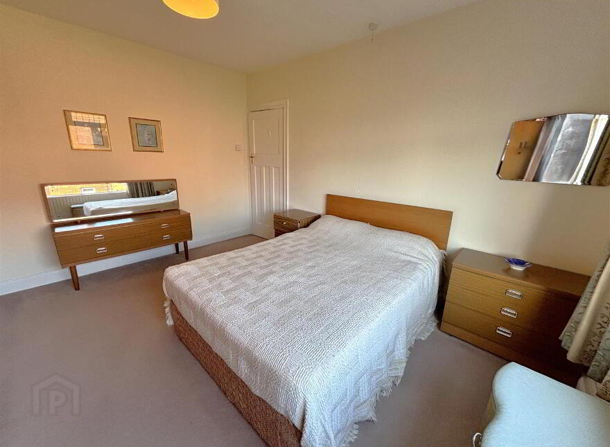15 Sunningdale Park, Belfast, BT14 6RU