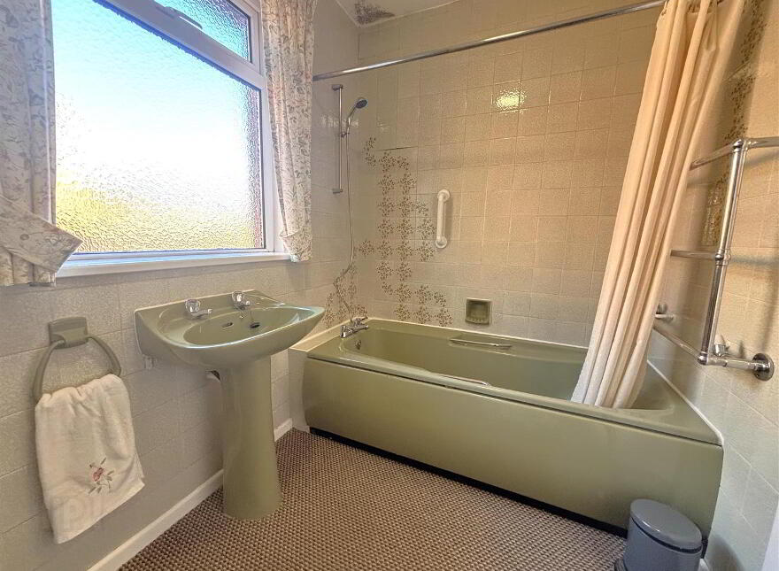 15 Sunningdale Park, Belfast, BT14 6RU