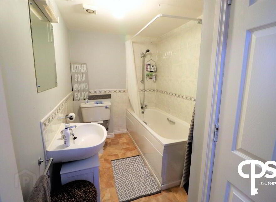 Apt 4, 6-8 Russell Street, Armagh, BT61 9AA