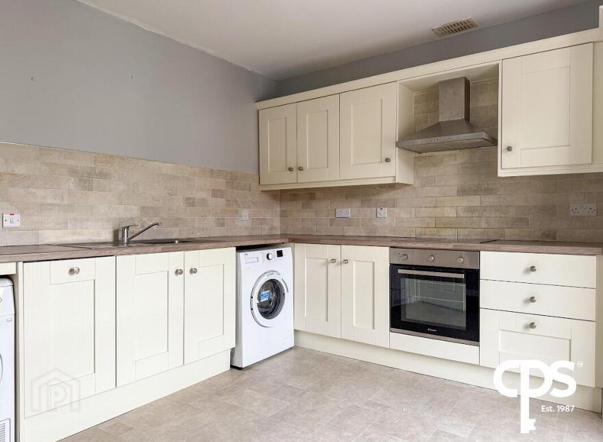 Apt 4, 6-8 Russell Street, Armagh, BT61 9AA