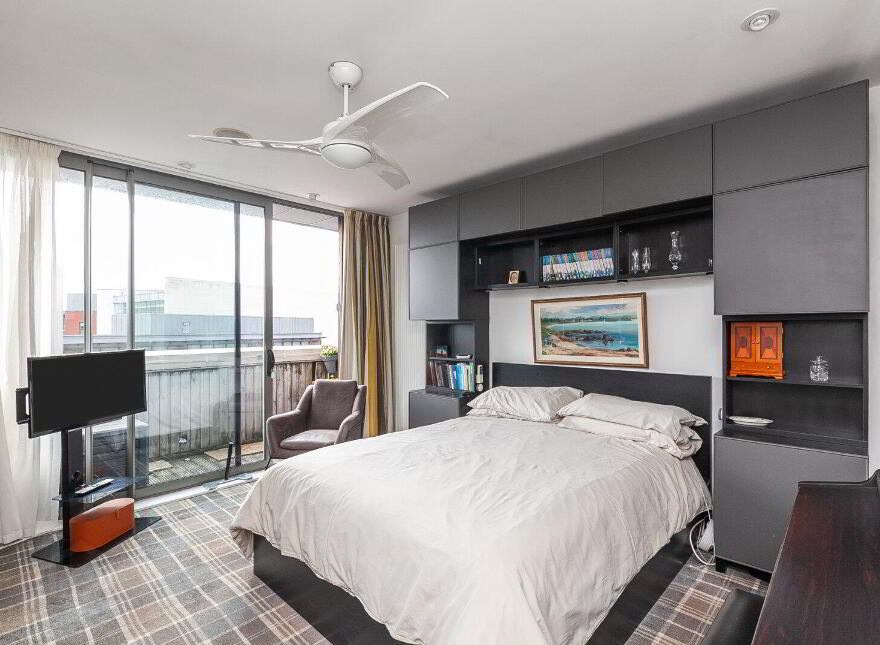 Apartment 3.37 The Arc 2d Queens Road, Belfast, BT3 9FD