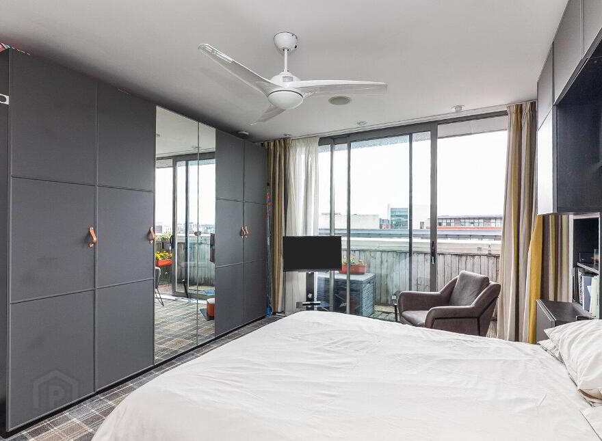 Apartment 3.37 The Arc 2d Queens Road, Belfast, BT3 9FD