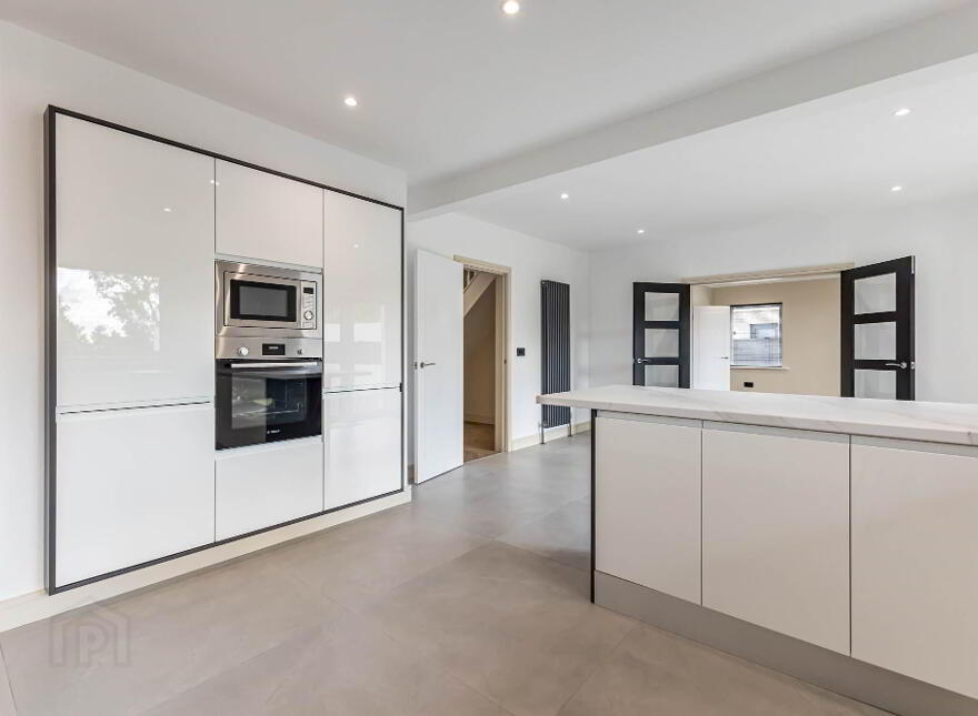 109 Antrim Road, Lisburn, BT28 3EA
