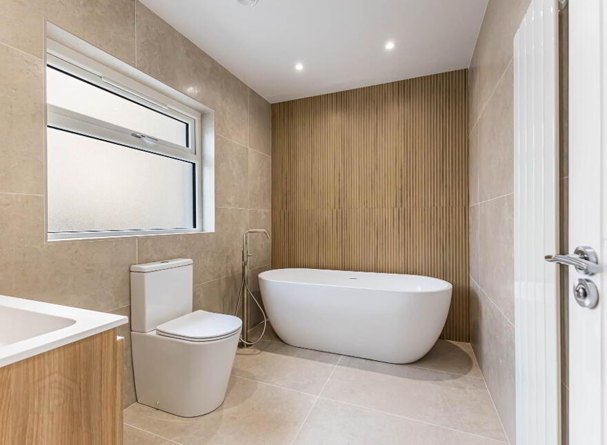 109 Antrim Road, Lisburn, BT28 3EA