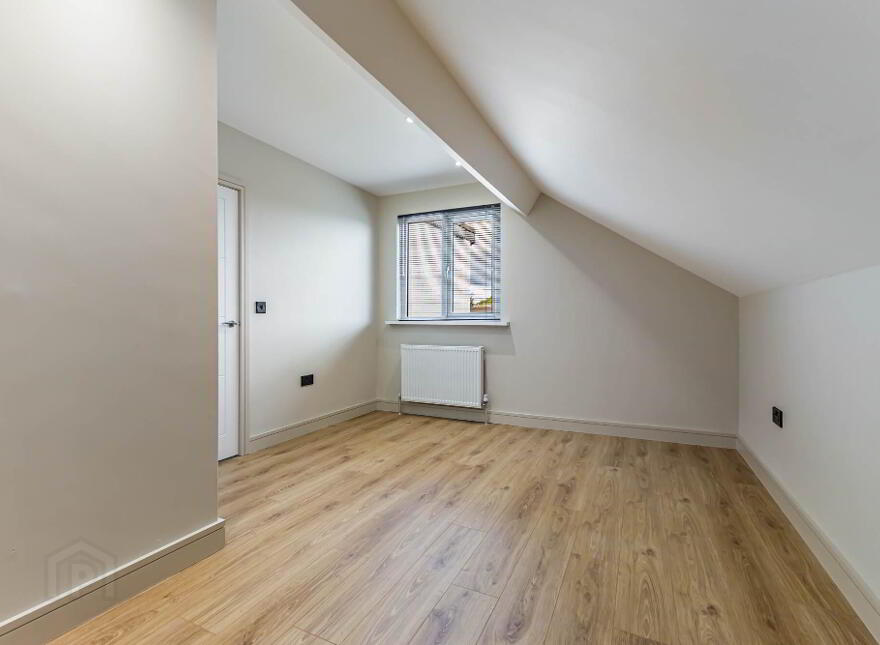 109 Antrim Road, Lisburn, BT28 3EA
