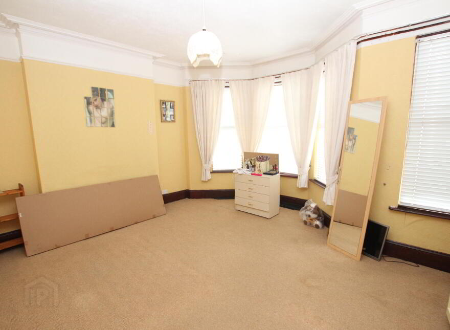 16 Rosemount Gardens, Belfast, BT15 5AG