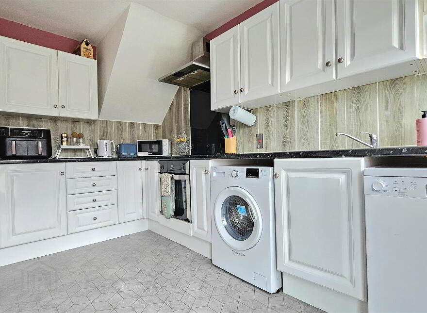 54 Sunnylands Drive, Carrickfergus, BT38 8JF