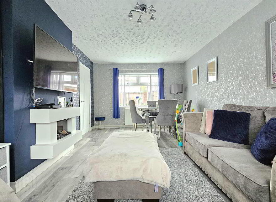 54 Sunnylands Drive, Carrickfergus, BT38 8JF
