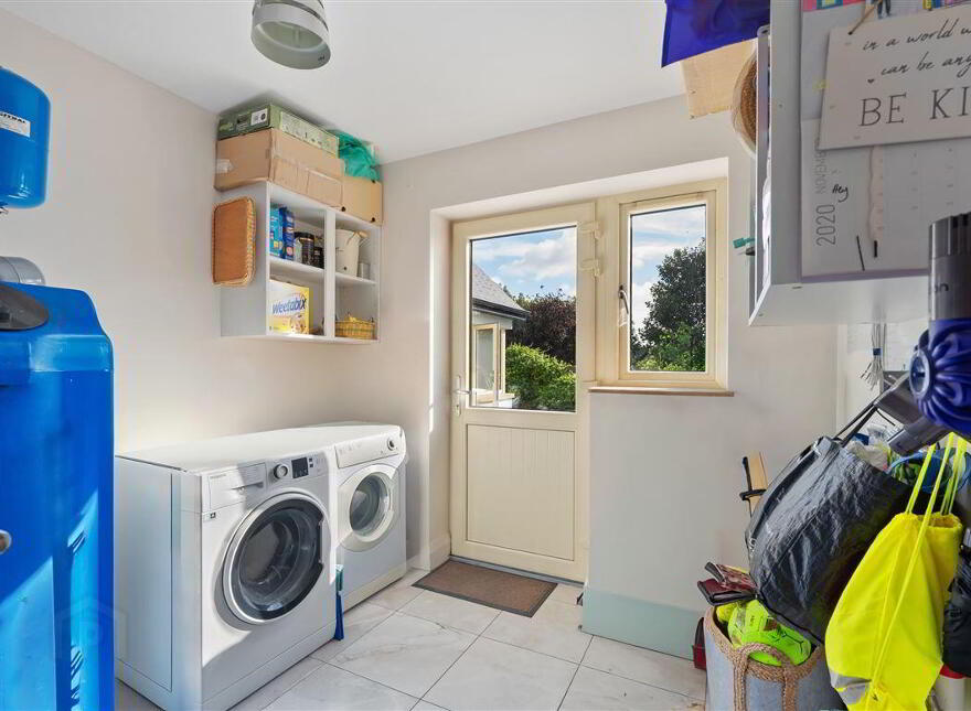 Singai, Lisfehill, Ballinhassig