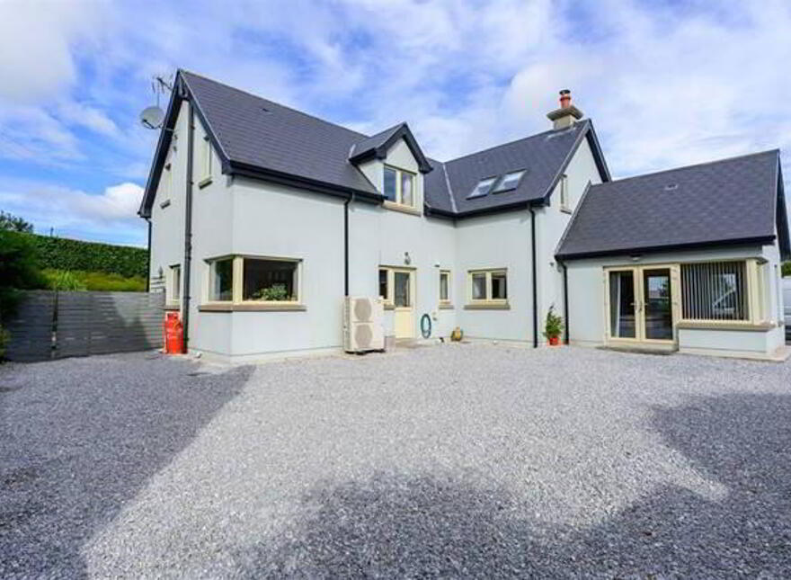 Singai, Lisfehill, Ballinhassig