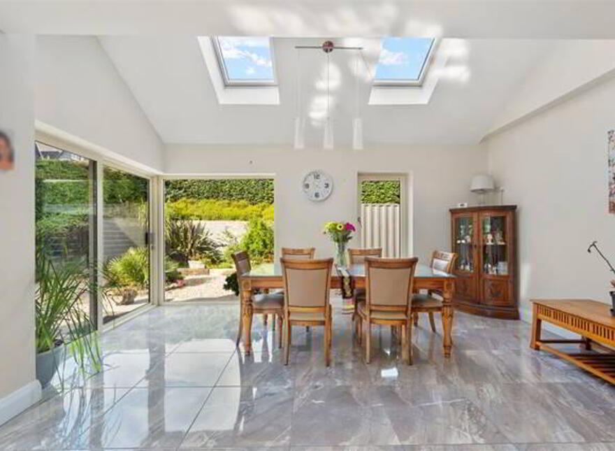 Singai, Lisfehill, Ballinhassig
