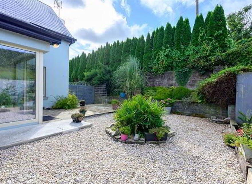 Singai, Lisfehill, Ballinhassig