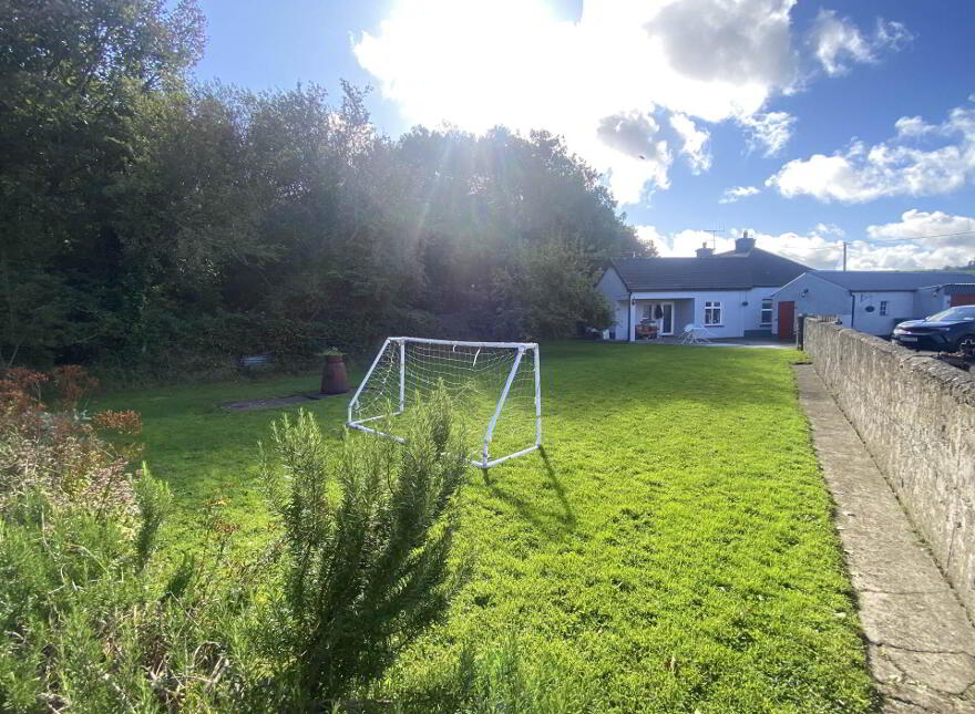 Springfield, Newcastlewest, Broadford