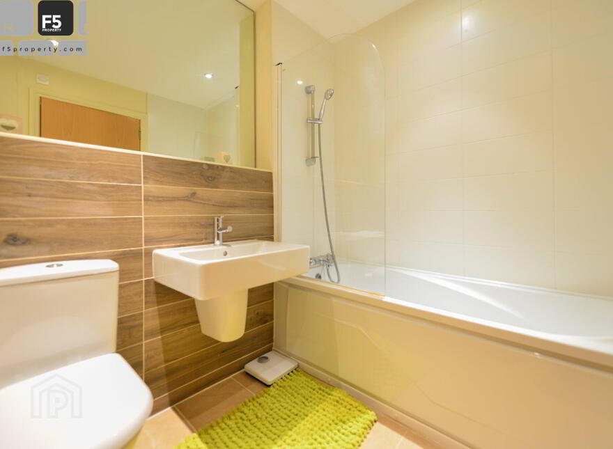 40 Luna Building, Redwoods, Dunmurry, Belfast, BT17 9FP