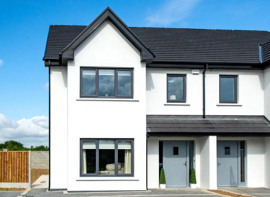Gleann Ull, Ballyhooly Village, Fermoy photo