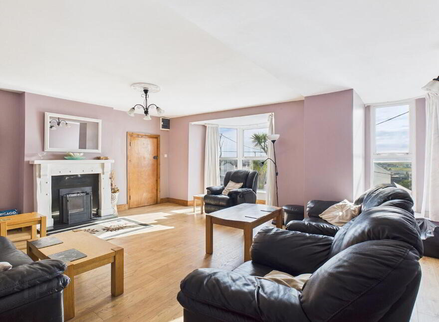11 The Terrace Strand Street, Tramore