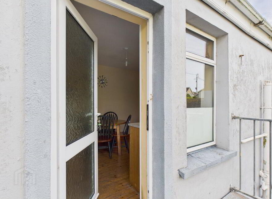 11 The Terrace Strand Street, Tramore