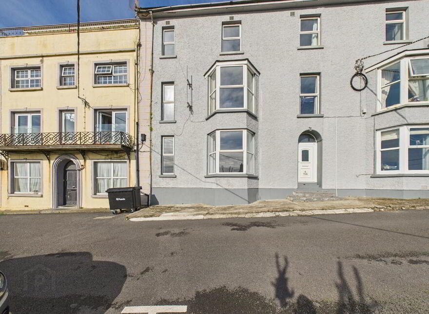 11 The Terrace Strand Street, Tramore