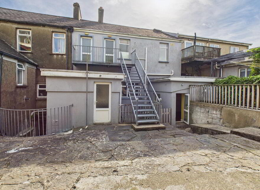 11 The Terrace Strand Street, Tramore