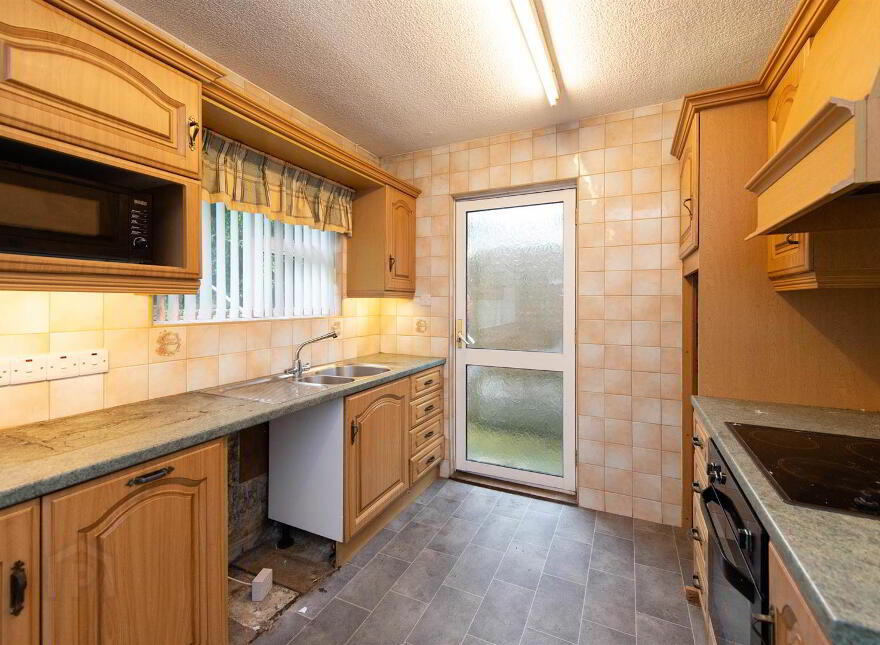 2 Movilla Road, Downpatrick, BT30 6JW