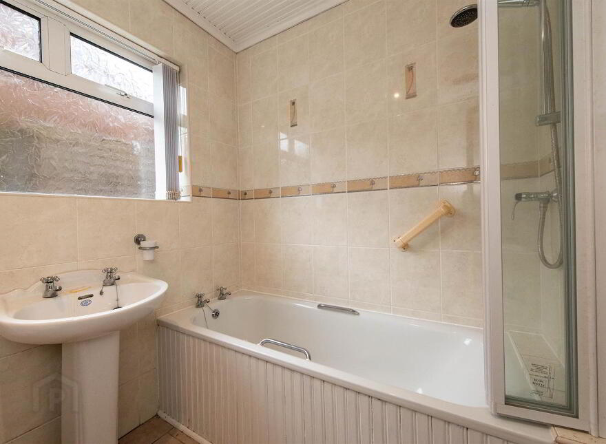 2 Movilla Road, Downpatrick, BT30 6JW