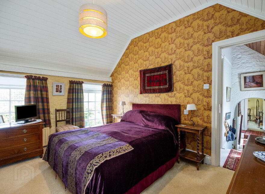 7a The Square, Hillsborough, BT26 6AG