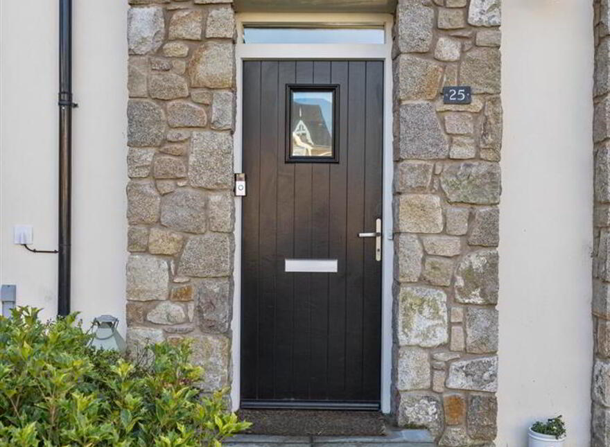 25 River Hill Lane, Newtownards, BT23 7GQ