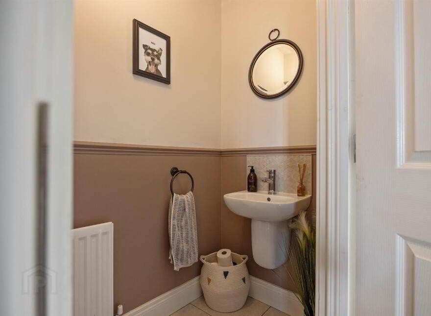 25 River Hill Lane, Newtownards, BT23 7GQ