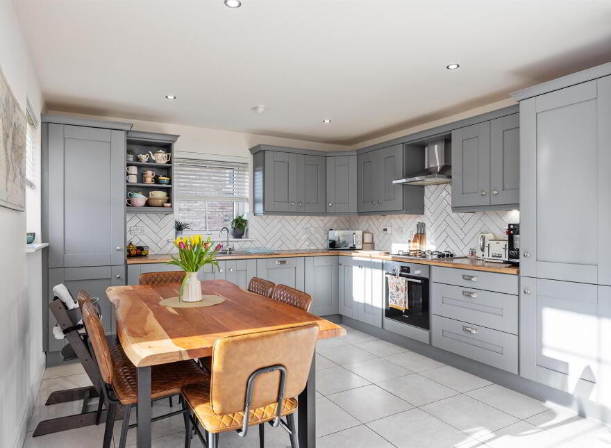 25 River Hill Lane, Newtownards, BT23 7GQ