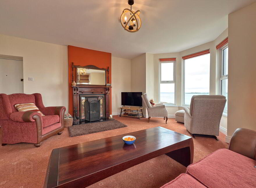 8 Lansdowne Manor, 2 Lansdowne Crescent, Portrush, BT56 8AY