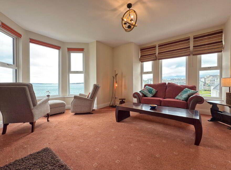 8 Lansdowne Manor, 2 Lansdowne Crescent, Portrush, BT56 8AY