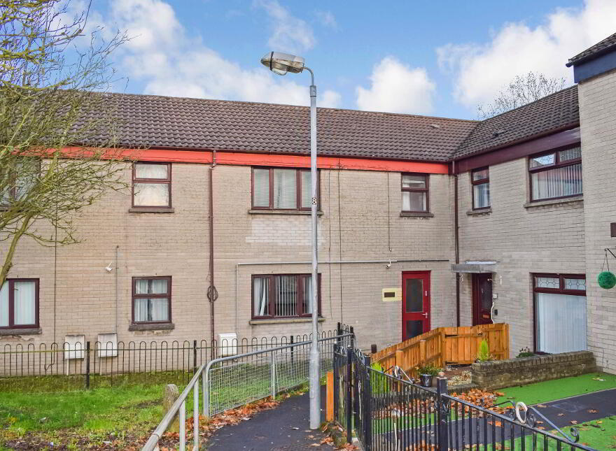 37 Hill Street, Lisburn, BT28 1YE