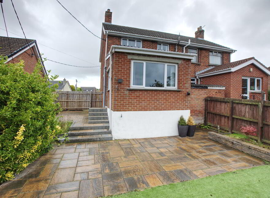 44 Ballymaconnell Road, Ballyholme, Bangor, BT20 5PS