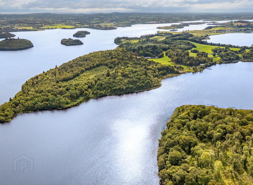 Ely Lodge, Lough Shore Road, Enniskillen, BT93 7FE