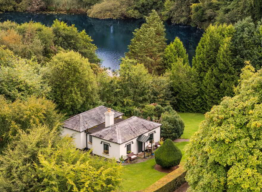 Ely Lodge, Lough Shore Road, Enniskillen, BT93 7FE