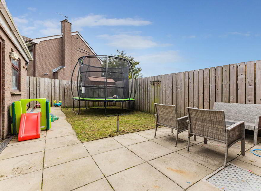 220 Killowen Grange, Lisburn, BT28 3JG