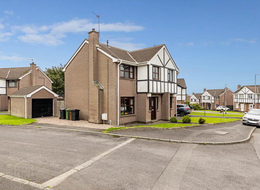 220 Killowen Grange, Lisburn, BT28 3JG
