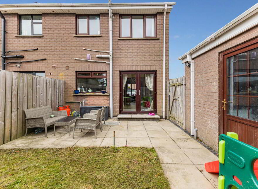 220 Killowen Grange, Lisburn, BT28 3JG