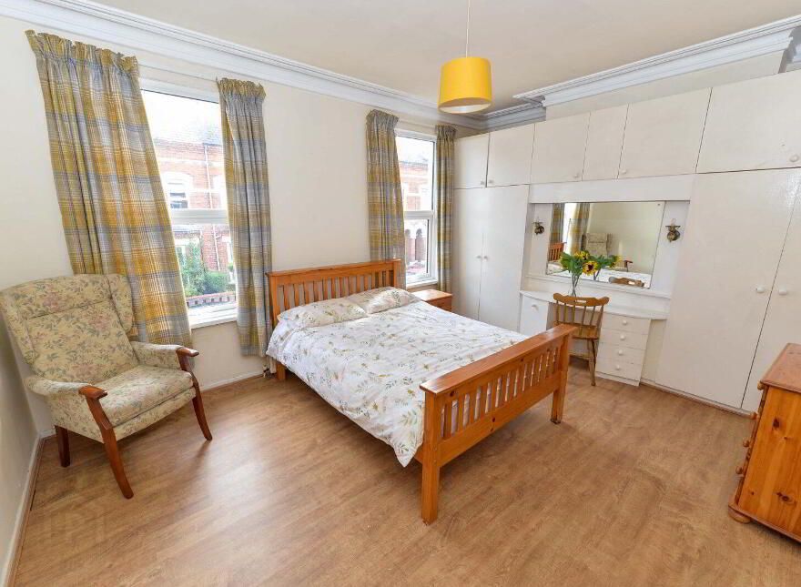 69 Haypark Avenue, Belfast, BT7 3FE