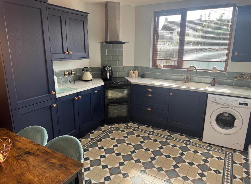 52 Lough Road, Lurgan, Craigavon, BT66 6JJ